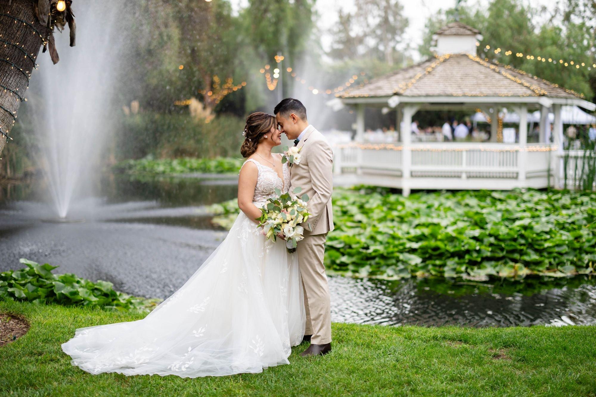 carousel-hero-element image-12