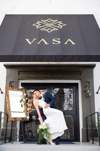 mobile - carousel-hero-element image-18