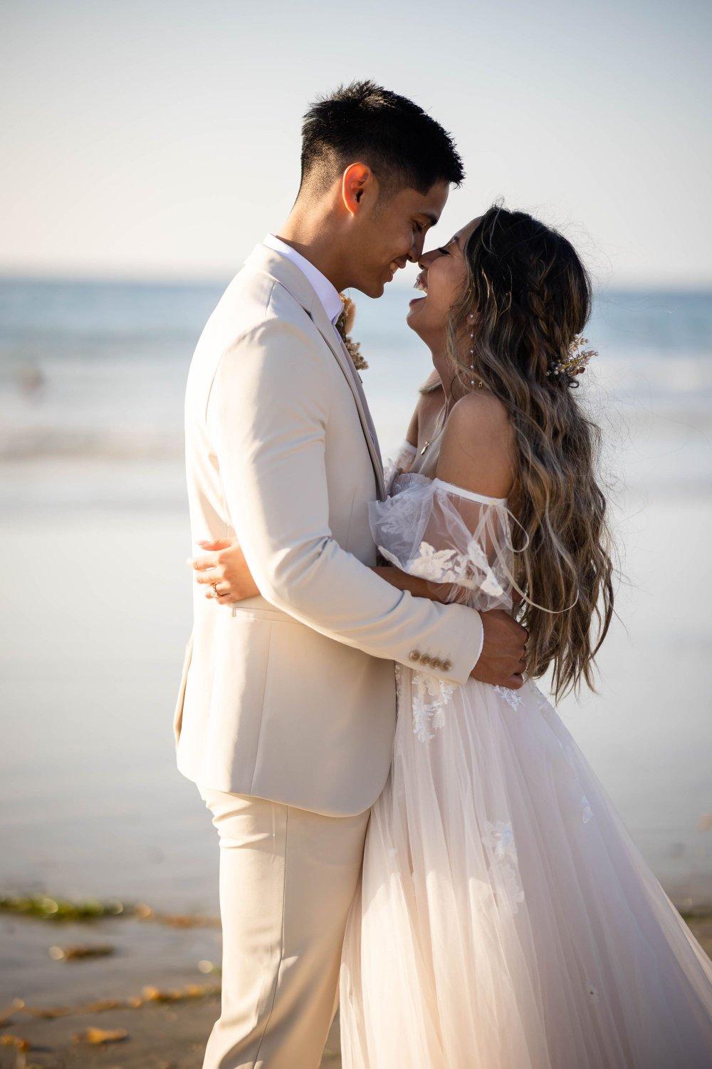 carousel-hero-element image-4