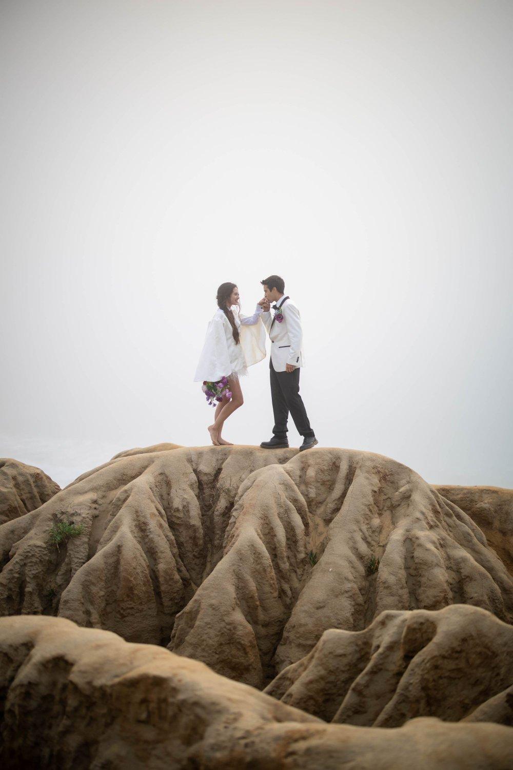 carousel-hero-element image-2